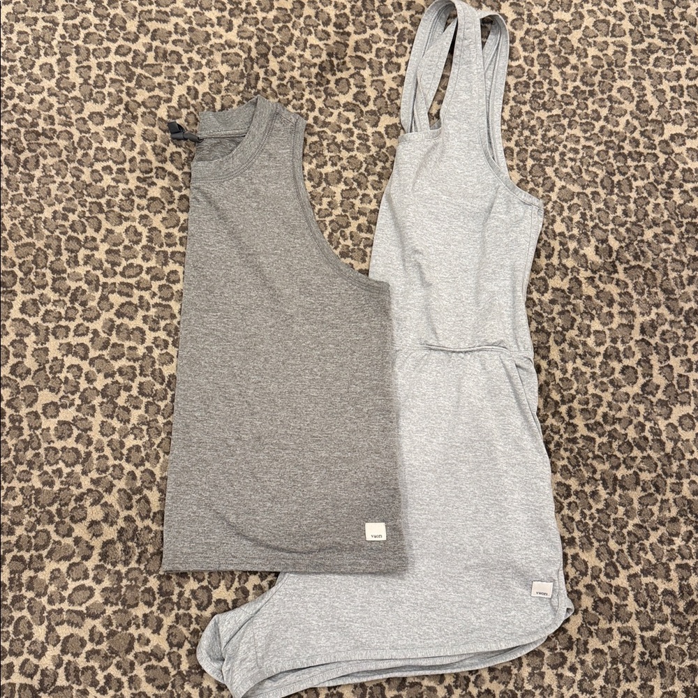 Vuori halo pale heathered Gray Women's Romper size Medium! EUC!! L👀K! - Picture 11 of 11